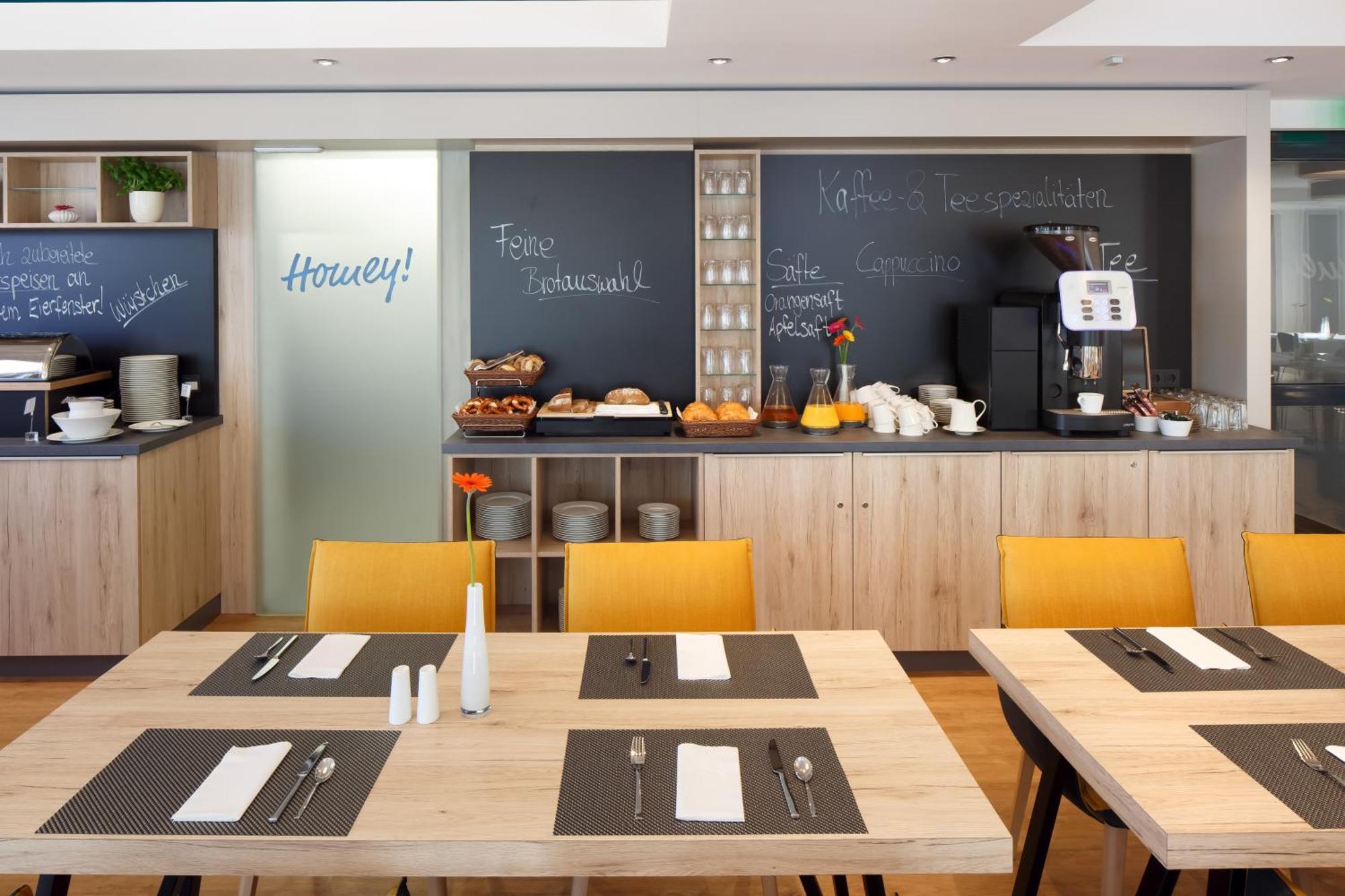 Homey! Hotel Regensburg Exterior photo